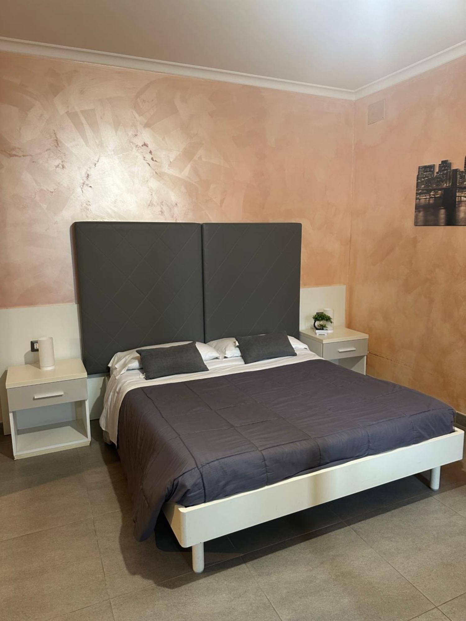 Bed and Breakfast Sabrina Airport Фьюмичино Экстерьер фото